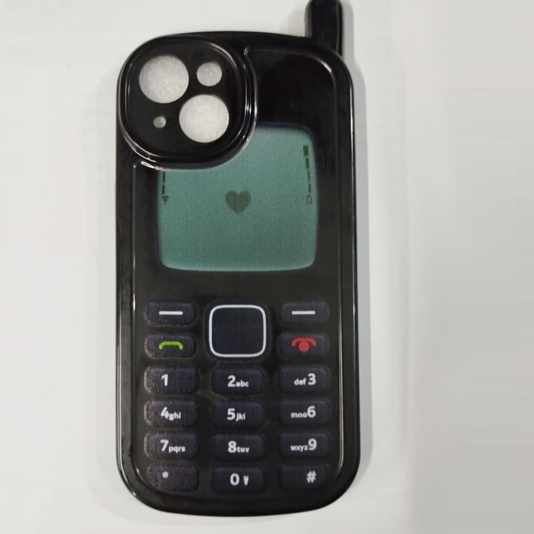 funda-iphone-17-telefono-retro